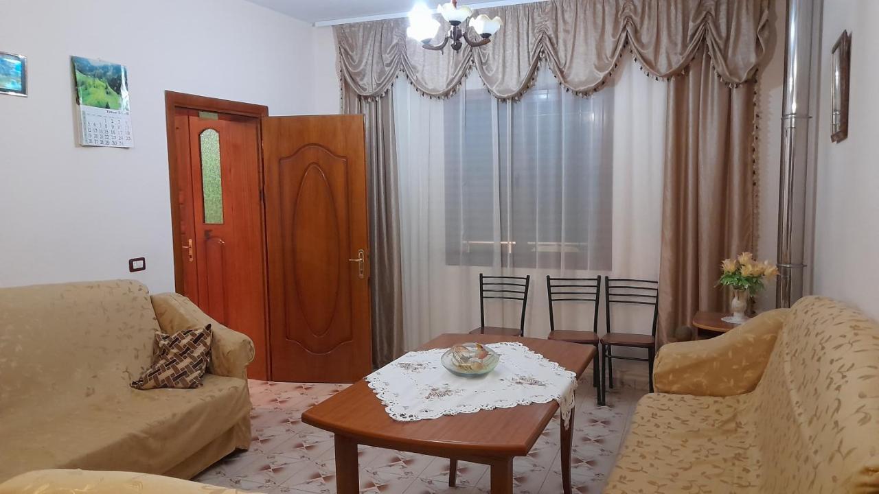 Cortina House Berat Apartment Kucove ภายนอก รูปภาพ
